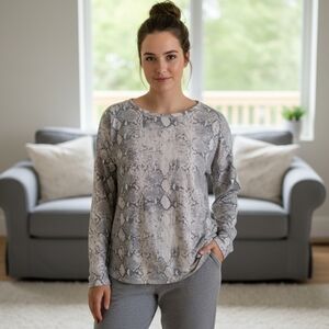 Michael Stars Women's Size L Gray Beige Snake Print Cotton Modal Lounge Shirt